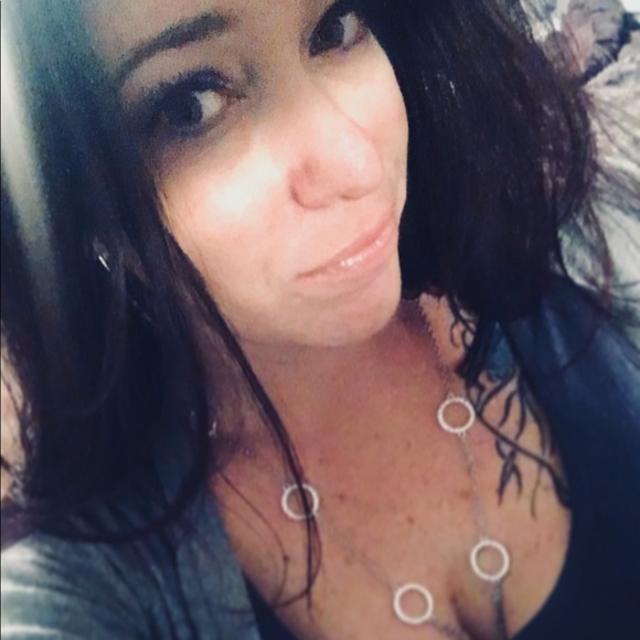 Meet Your Posher Molly - Picture 1 of 1